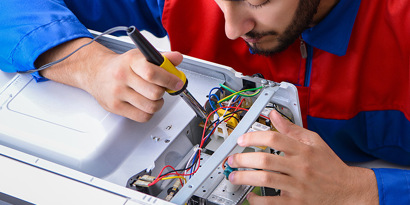 La réparation de nos appareils électroménagers, du mieux ?