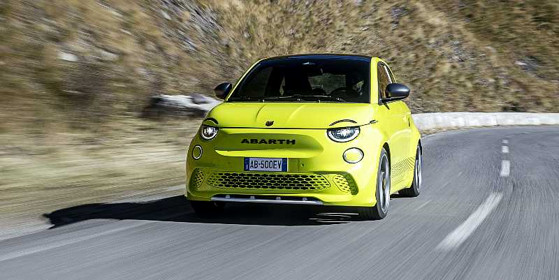 illustration de Salon de Bruxelles : Abarth passe à l'électrique