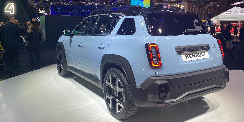 Renault 4 E-Tech, la ’’quatrelle’’ du futur