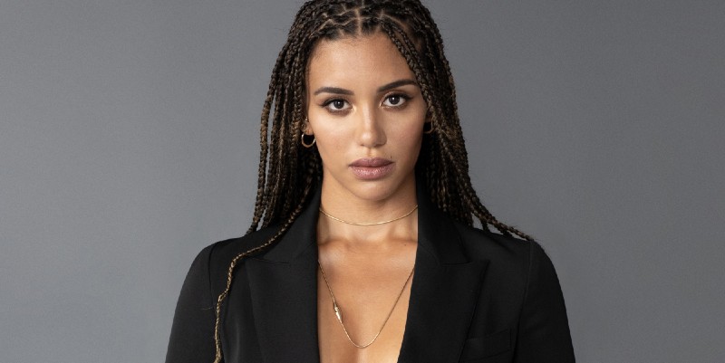 Le deuxième album de Kimberose est "Out"