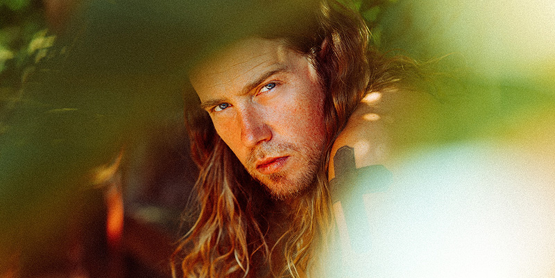 Julien Doré : son nouvel album à la fois grave et enfantin