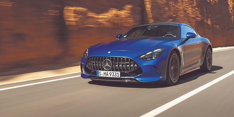 Mercedes et sa fusée sur roues