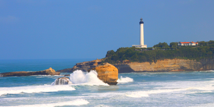 Traditions et aventures aquatiques dans les Landes