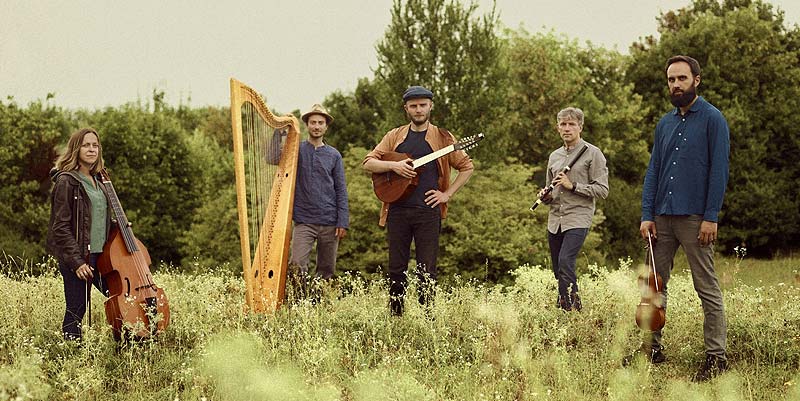 illustration de The Curious Bards, à la découverte de l’Irlande et de l’Écosse