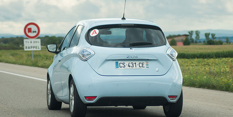 illustration de Les auto-écoles passent à l'électrique