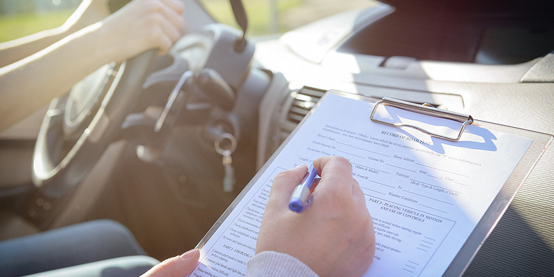 illustration de Reprise des examens du permis auto