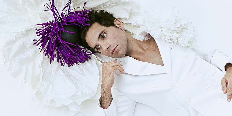 Mika révèle l'inspiration émouvante derrière son nouvel album