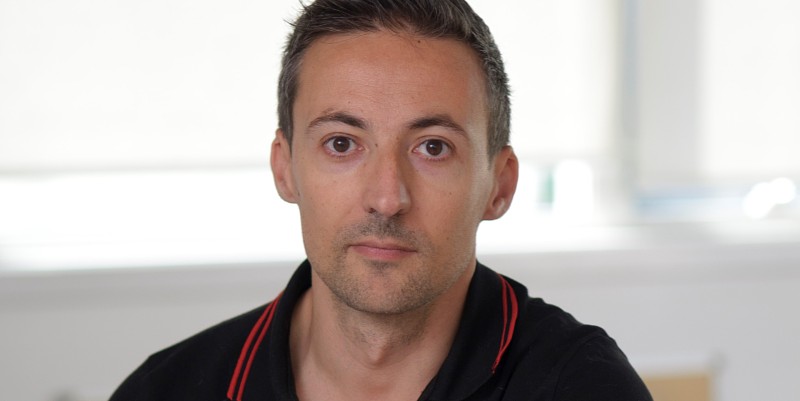 ''Regardez-Moi Jongler'' de Laurent Nunez