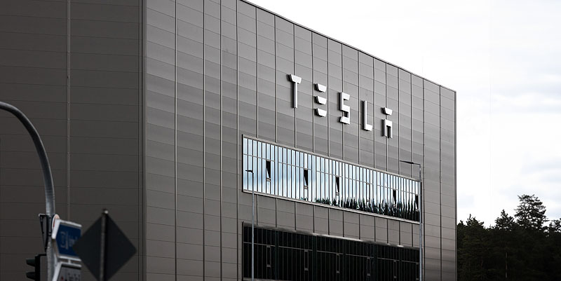 Incendie criminel à l'usine Tesla de Berlin : la production des Model Y à l'arrêt forcé