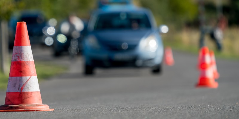 Bouger un cône de chantier peut coûter cher 