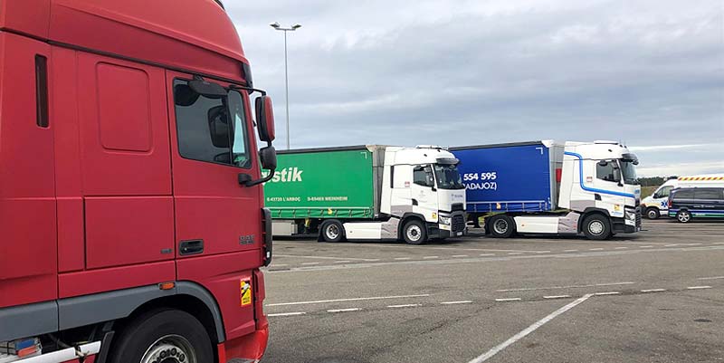 illustration de Le stationnement des poids lourds à l'étude