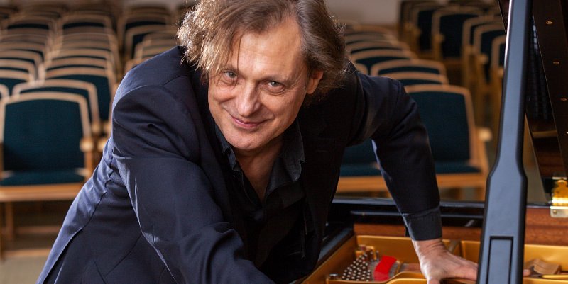 Dimitri Naiditch revisite Mozart à la sauce jazz