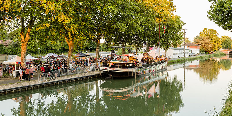 Le festival Convivencia sur le canal du Midi