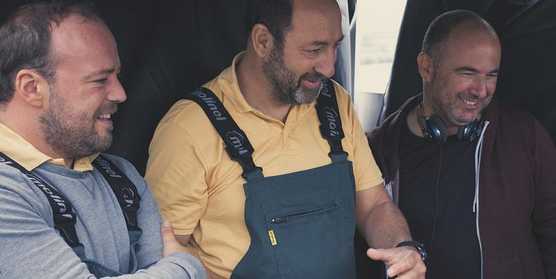 Une belle équipe autour du coach Kad Merad