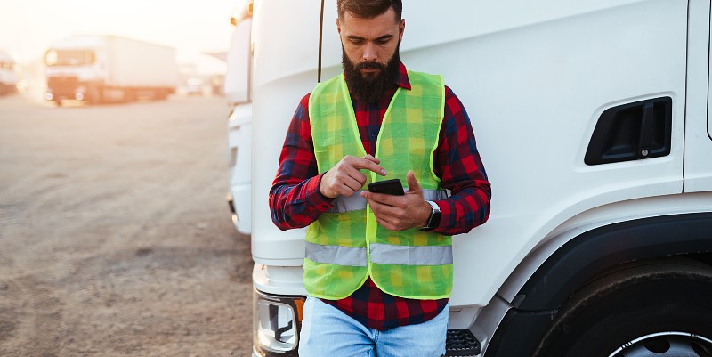 Les applis pour les conducteurs poids lourds