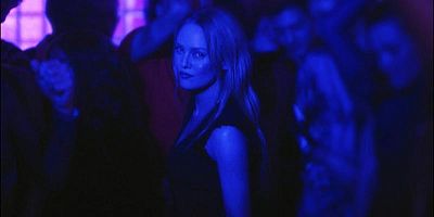 "Les épines du cœur", nouveau single, clip et tournée : le retour complet de Vanessa Paradis en 2026