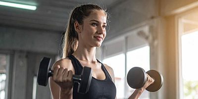 Alors que la musculation fait de plus en plus d’adeptes, focus sur l’importance de la récupération.