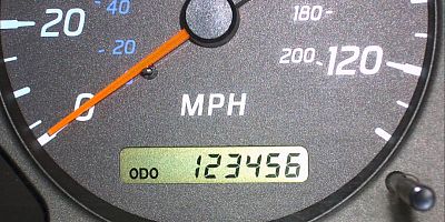 Voitures d’occasion : attention à l’arnaque au compteur kilométrique