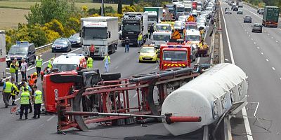 Accident sur autoroute : comment pompiers et patrouilleurs coordonnent leurs interventions