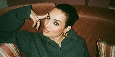 Camélia Jordana ouvre une nouvelle ère en toute indépendance
